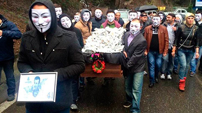 Грузинская оппозиция похоронила лари