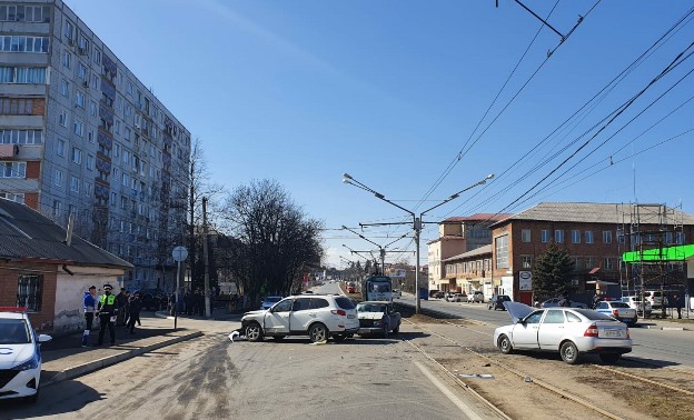 Престарелый владелец иномарки устроил ДТП в центре Владикавказа