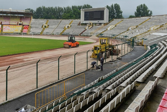 На завершение реконструкции стадиона «Спартак» и Дворца спорта «Манеж» во Владикавказе может быть выделено около 1,5 млрд рублей