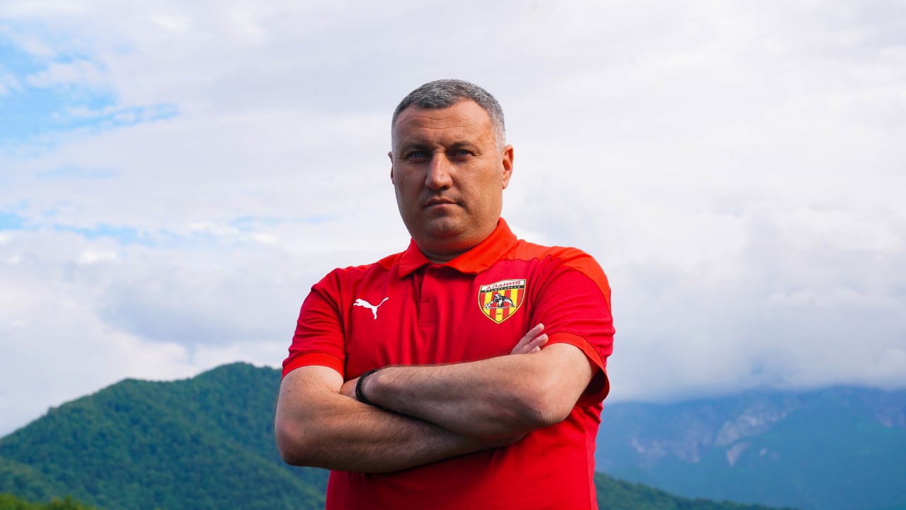 Заур ТЕДЕЕВ назначен главным тренером футбольного клуба «Алания»