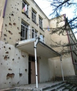 В августе 2008-го Грузия расстреливала даже науку. Цхинвал, 11 августа 2008 г.