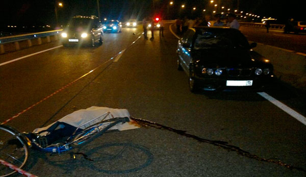 На трассе между Бесланом и Владикавказом водитель «BMW-5» насмерть сбил велосипедиста