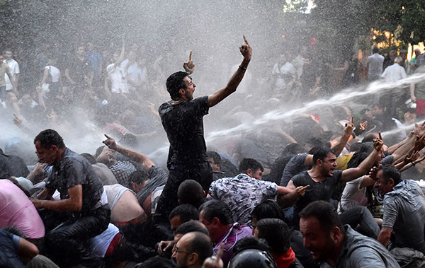 Ереванский «майдан»: как рост тарифов спровоцировал массовые протесты