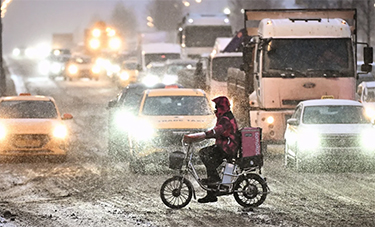 Более половины курьеров в России — соискатели младше 25 лет