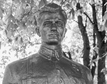 80 лет Победы. К званию Героя представил сам Малиновский