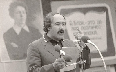 Владимир ЛАЗАРЕВ: «Пью мед облаков куртатинских»